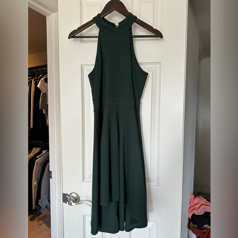 Elegant Green Sleeveless Dress